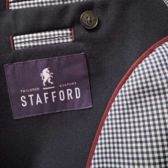 Stafford Tailored Culture Navy Gold Button Classic Fit Blazer Wool Size 50 Reg - Picture 7 of 7